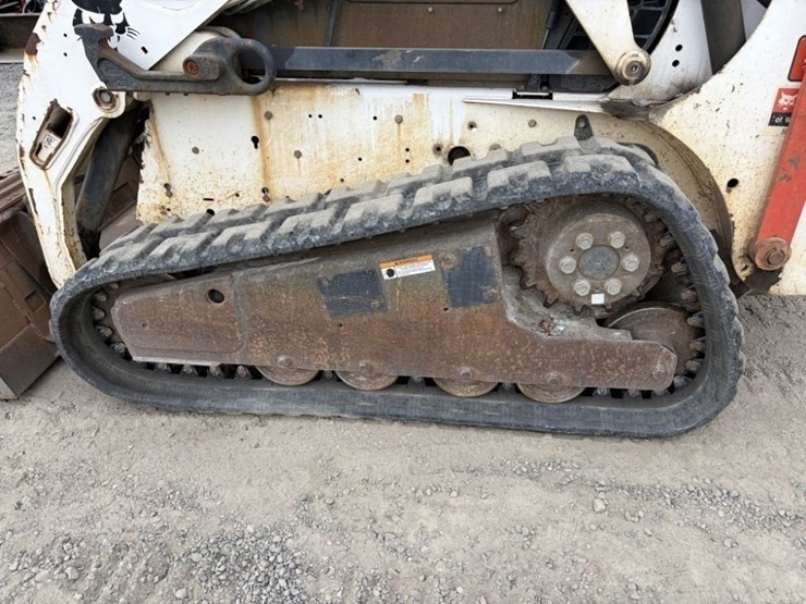 2008-bobcat-t190-image-15