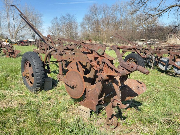 john-deere-16-image-5