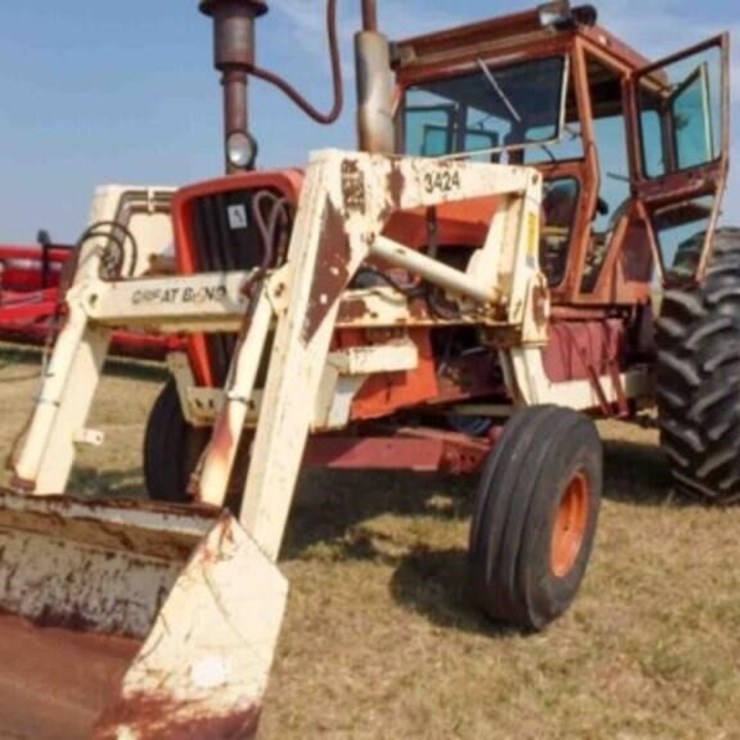 7030 ALLIS CHALMERS 2 WHEEL DRIVE TRACTOR