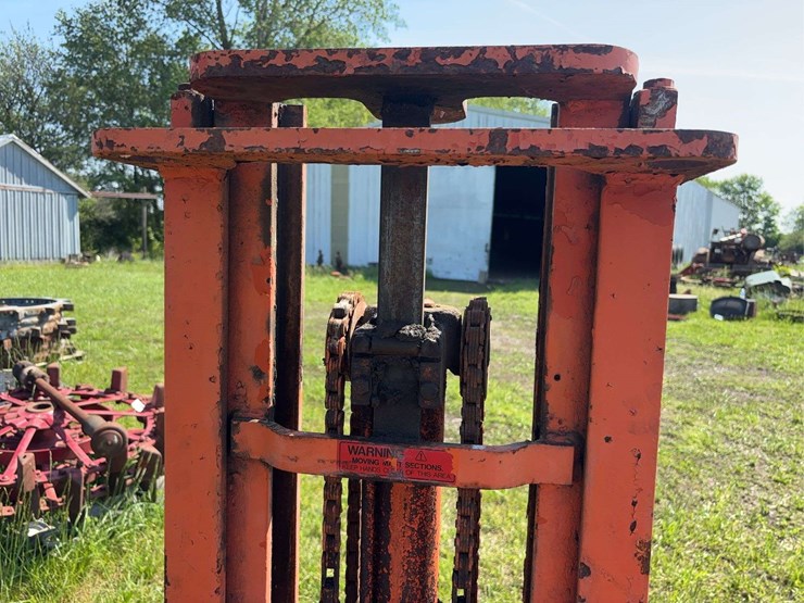 yale-forklift-image-30