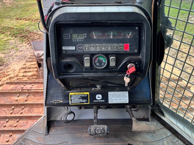 deere-650h-lgp-image-26