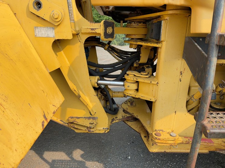 1997-caterpillar-938f-image-16