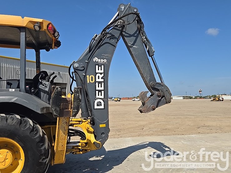 2019-deere-310sl-image-25