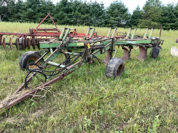 john-deere-3200-image-1