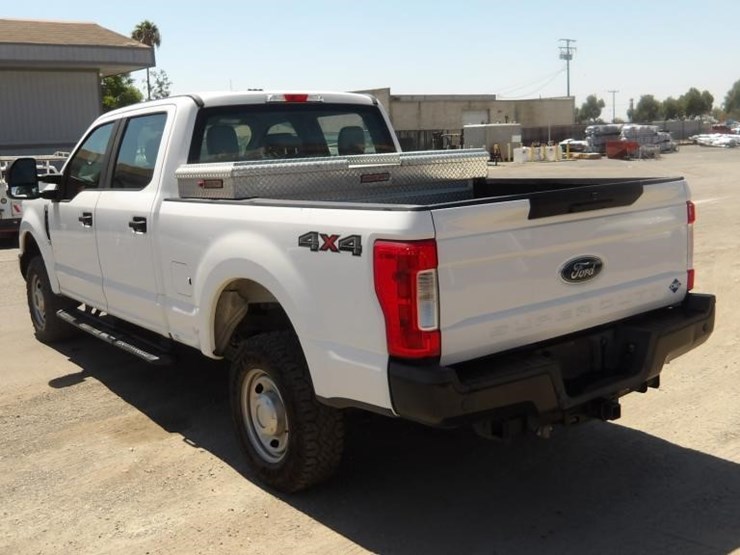 2019-ford-f250-image-4