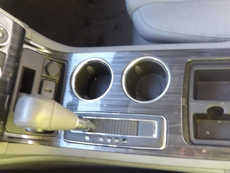 2017-chevrolet-traverse-image-21