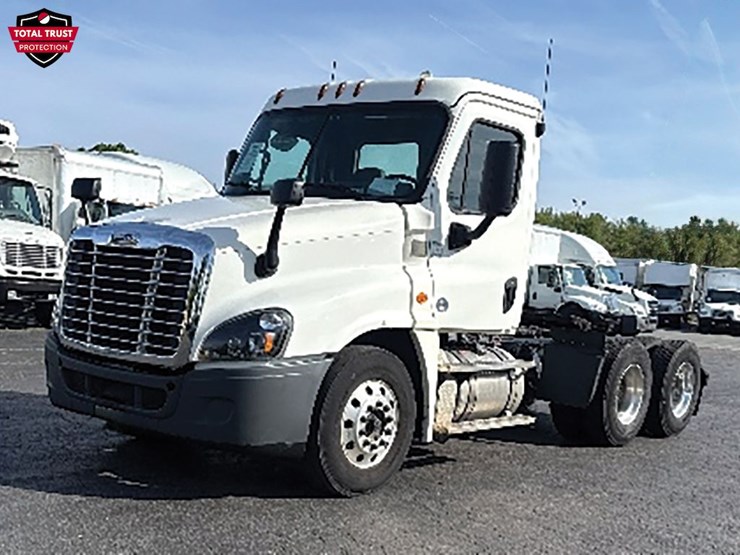 2019-freightliner-cascadia-125-image-1
