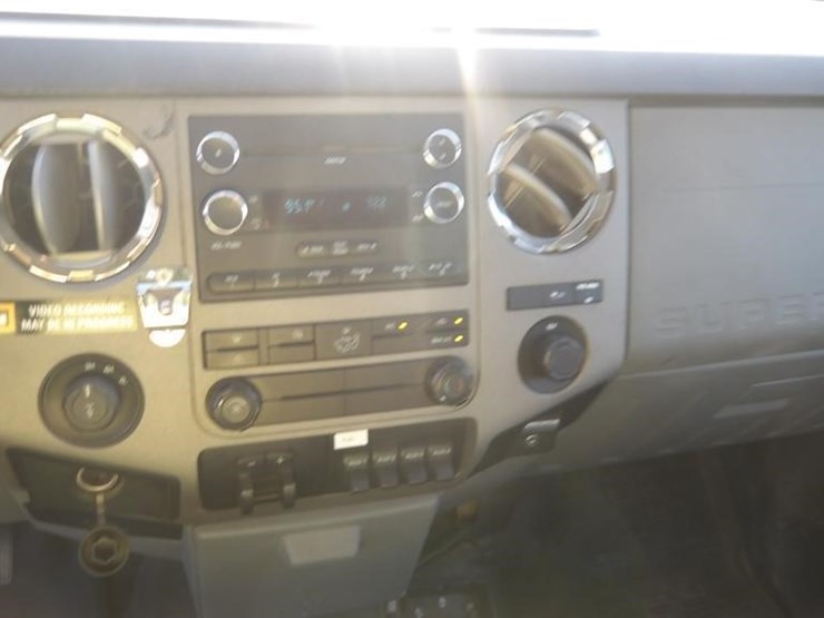 2011-ford-f250-image-23