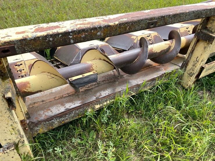 new-holland-974-image-8