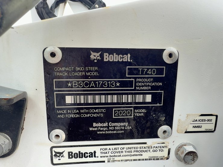 2020-bobcat-t740-image-26