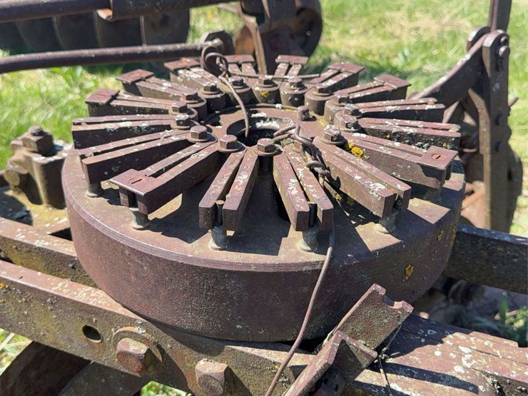 john-deere-disc-plow-image-18