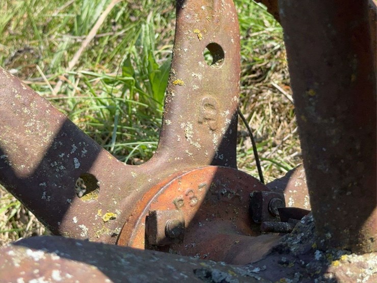 john-deere-disc-plow-image-15