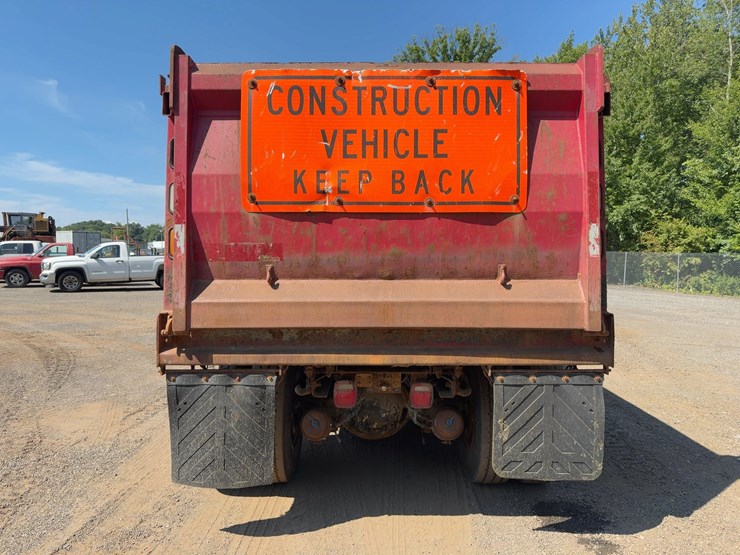 2008-sterling-lt9500-image-4