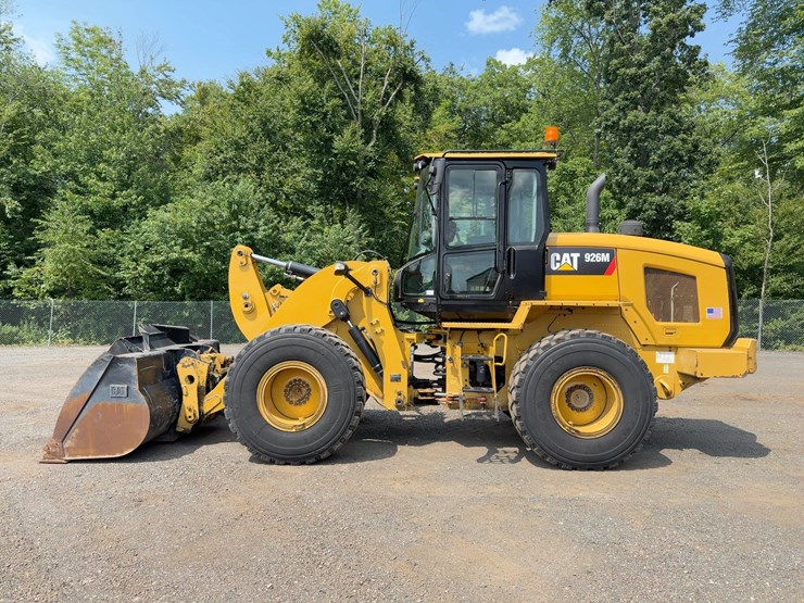 2017-caterpillar-926m-image-2