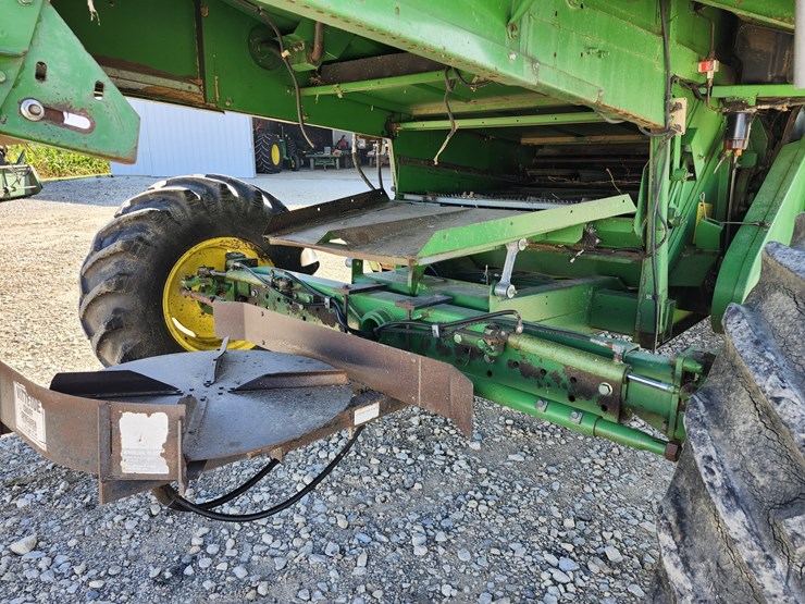 1990-john-deere-9500-image-11