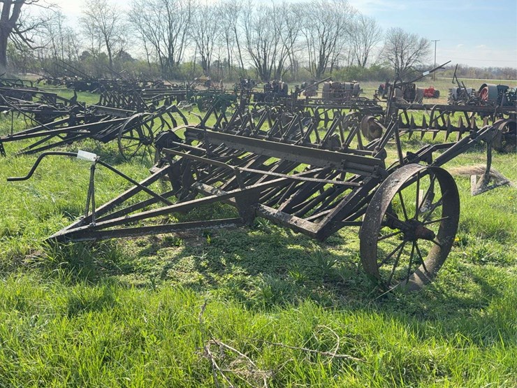 ihc-10ft-field-cultivator-image-8