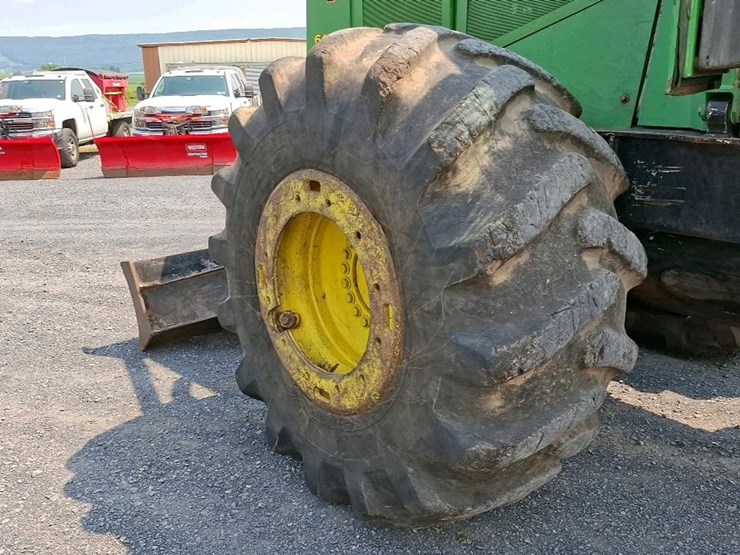 2007-deere-648g-iii-image-43