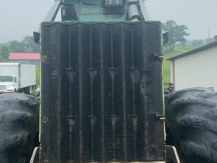 2014-deere-648h-image-26