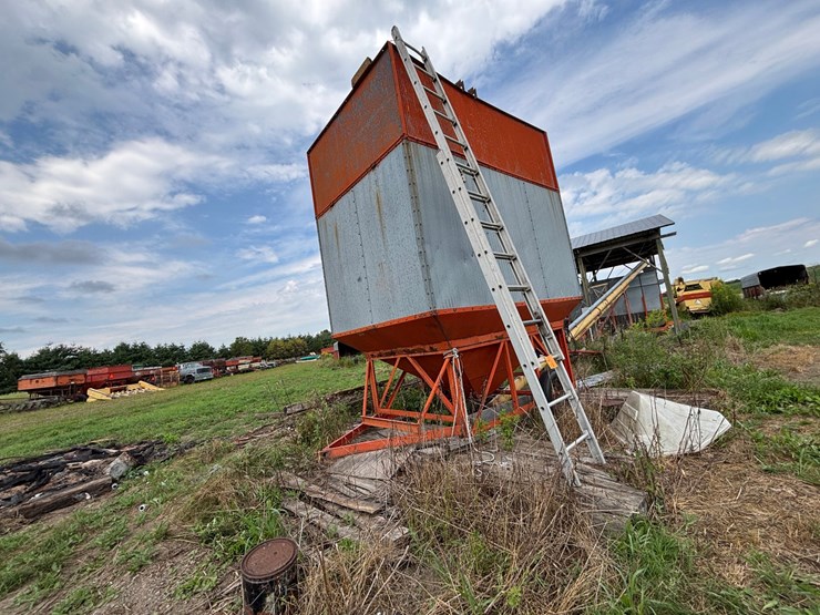 #2587-•-aluminum-extension-ladder-image-8