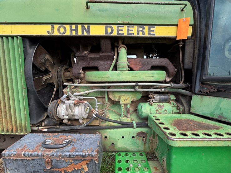 john-deere-4450-image-22