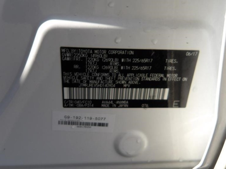 2017-toyota-rav4-image-28