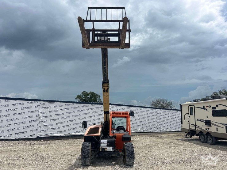 2018-jlg-g5-18a-image-32