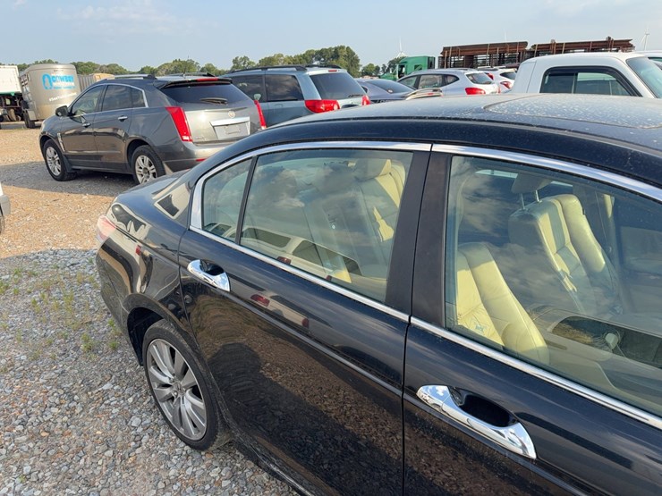 #51555-•-2012-honda-accord-sedan-1hgcp3f87ca028031-inv#51555-image-9