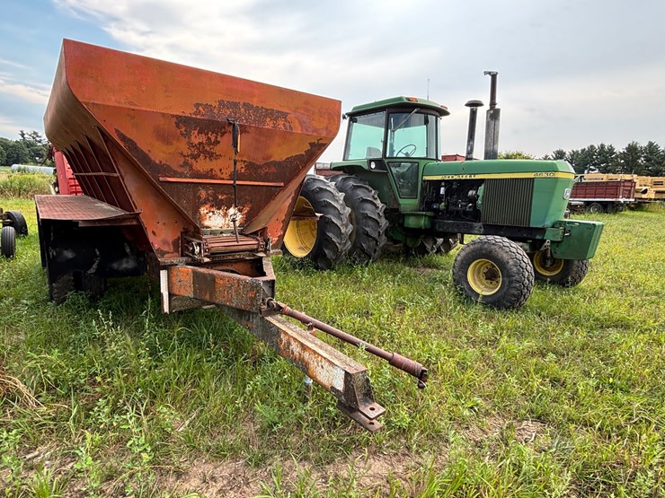 #2650-•-lime-spreader-image-2