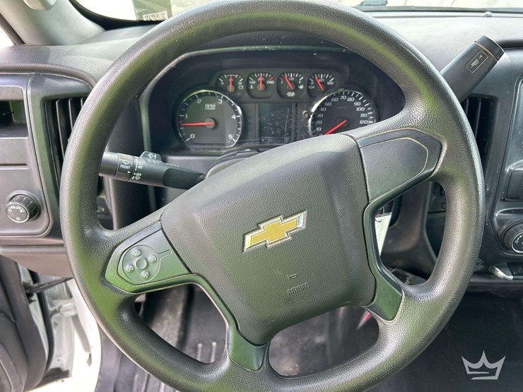 2019-chevrolet-silverado-5500hd-image-17