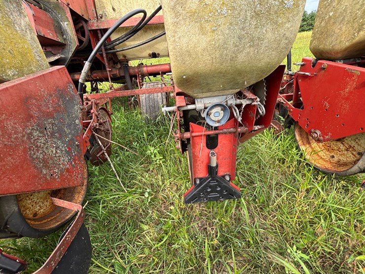 case-ih-400-image-23