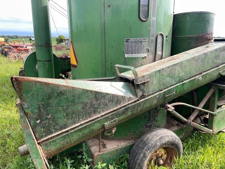 john-deere-700-image-16