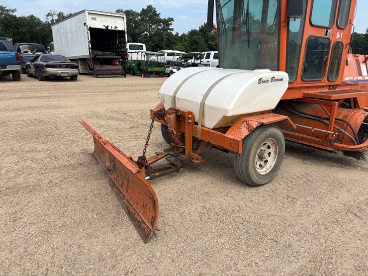 2015-broce-rjt350-image-11