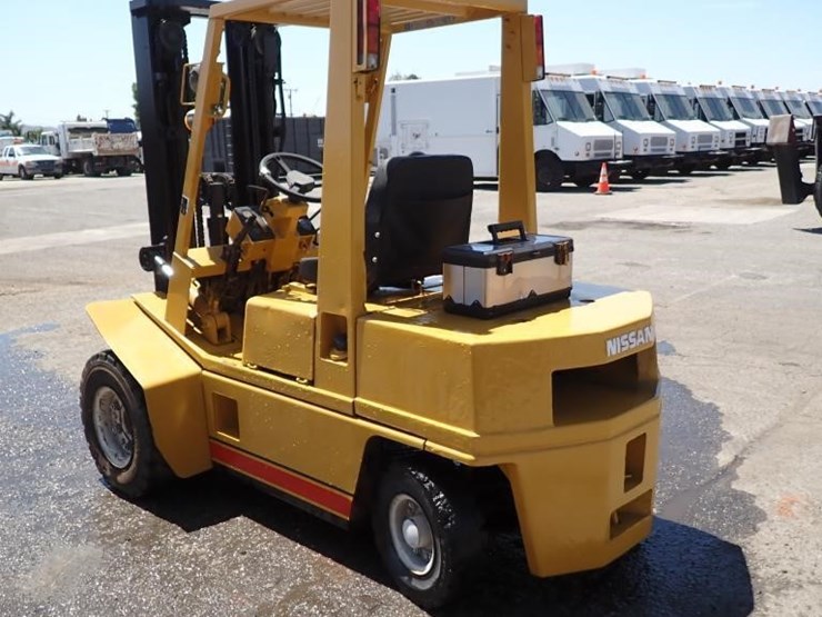 nissan-kph02a25pv-image-4