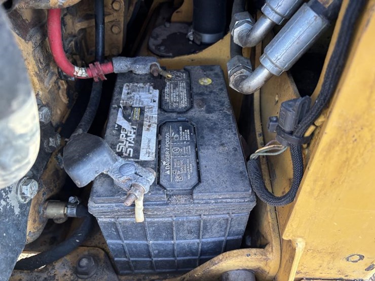 caterpillar-226b3-image-35
