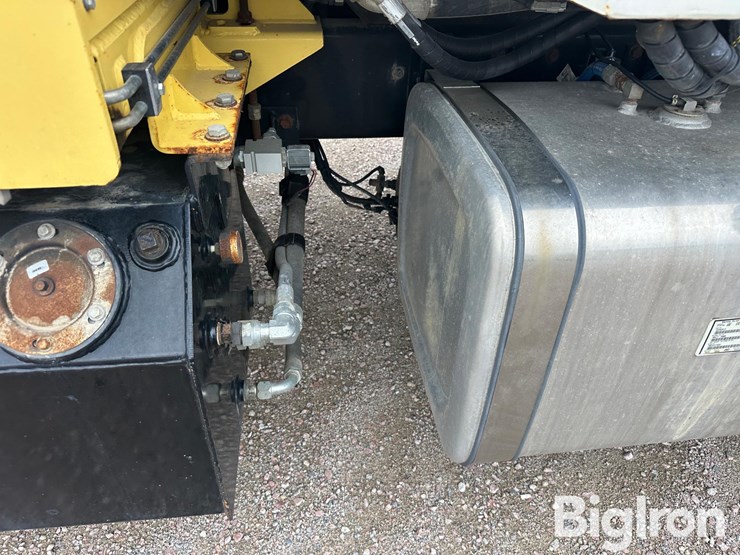 2024-mack-lr64-loadmaster-sideloader-t/a-garbage-truck-image-18