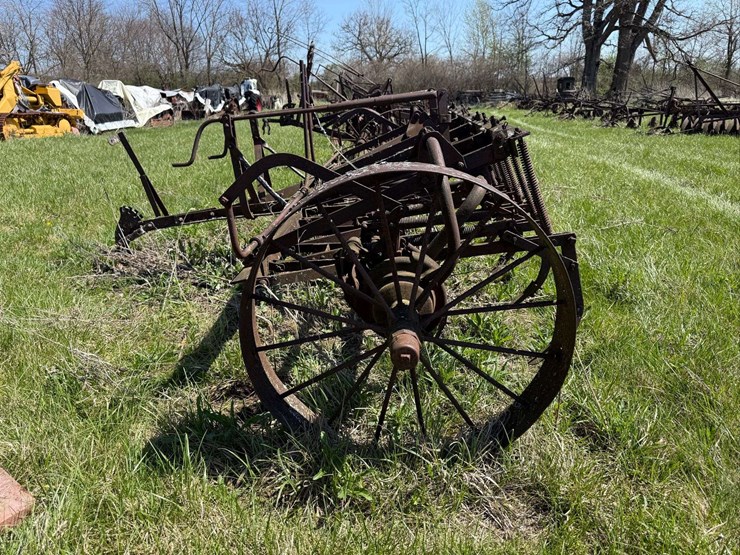 horse-drawn-13-shank-spring-tooth-harrow-cultivator-9’4”-working-width-steel-wheels.-image-3
