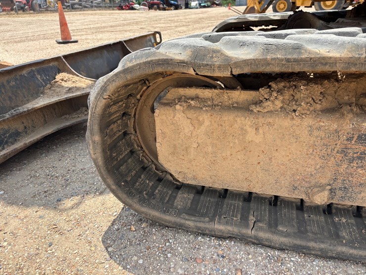 2017-deere-60g-image-6