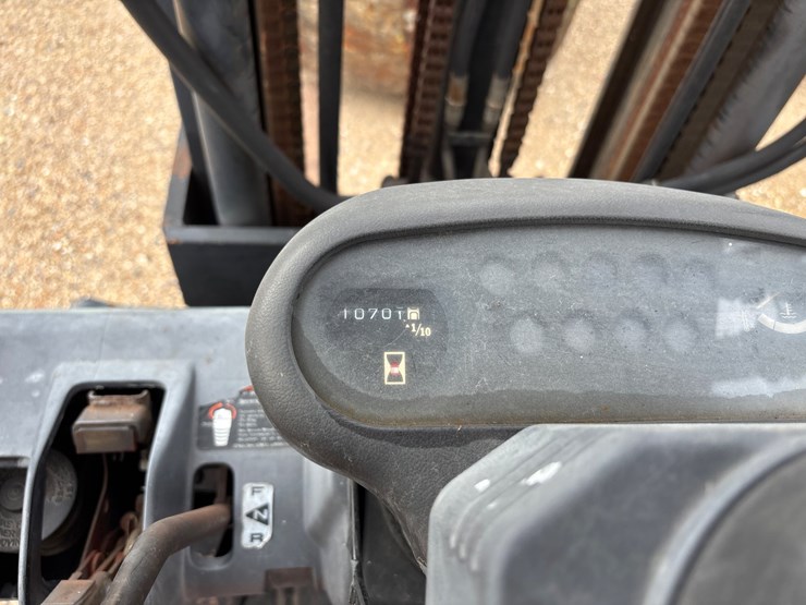 #2100-•-toyota-42-6fgcu25-forklift-image-7