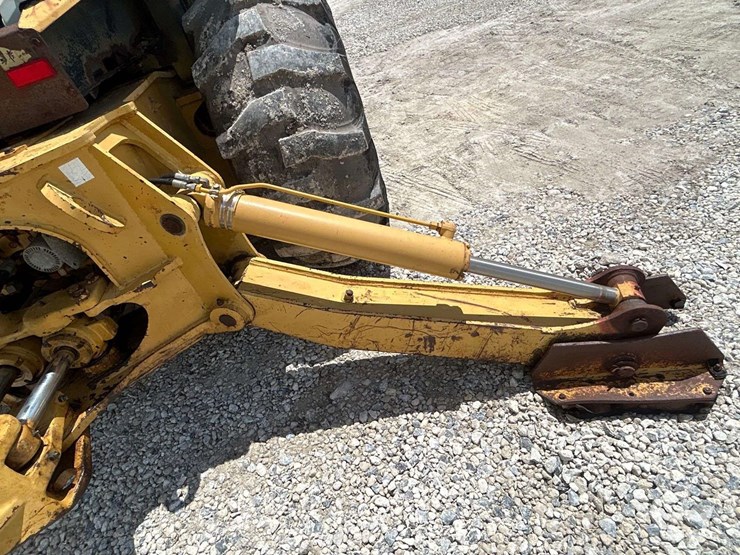 1999-caterpillar-446b-image-26