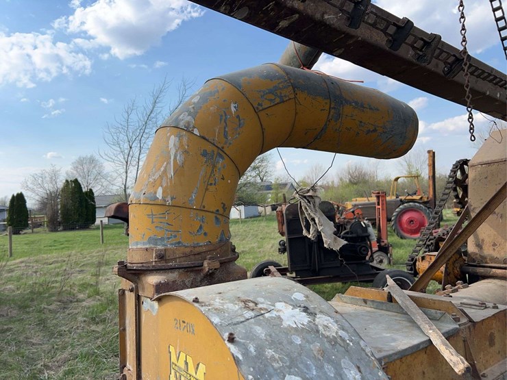minneapolis-moline-model-dcorn-sheller-image-10