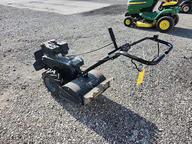 walk-behind-tiller-image-4
