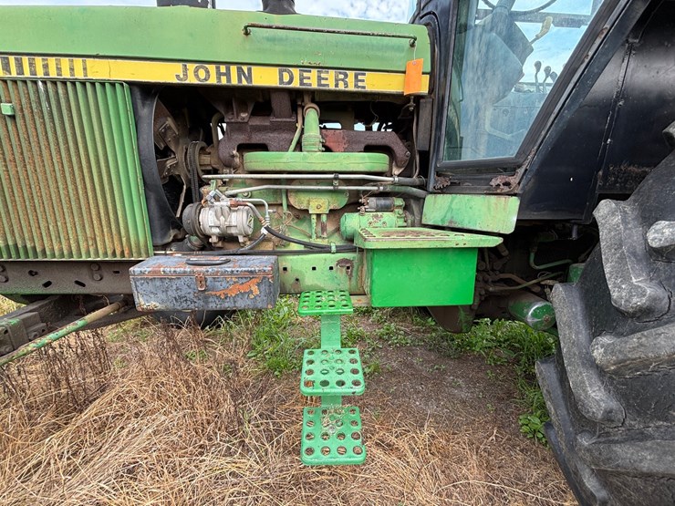 john-deere-4450-image-61
