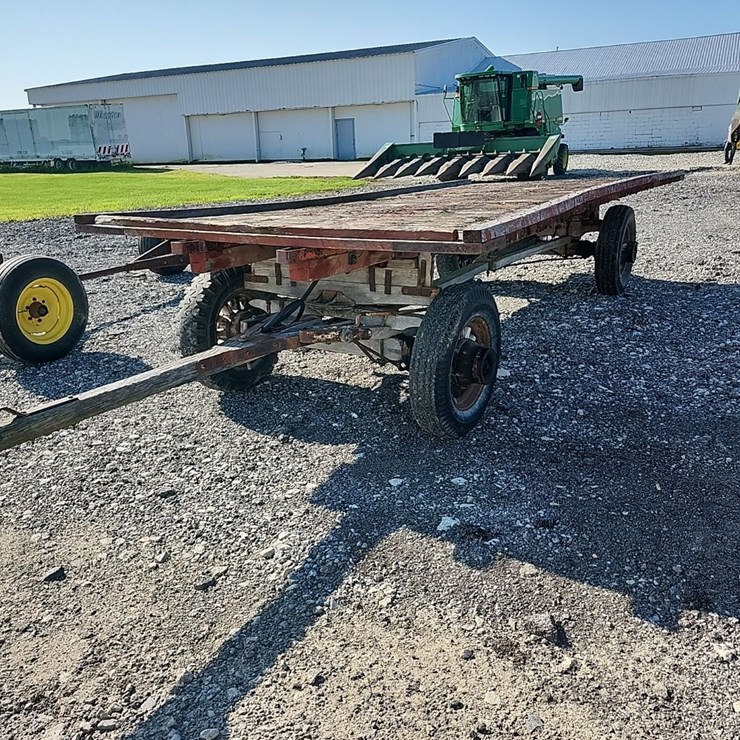 Flat Rack wagon w/wood running gear, hoist