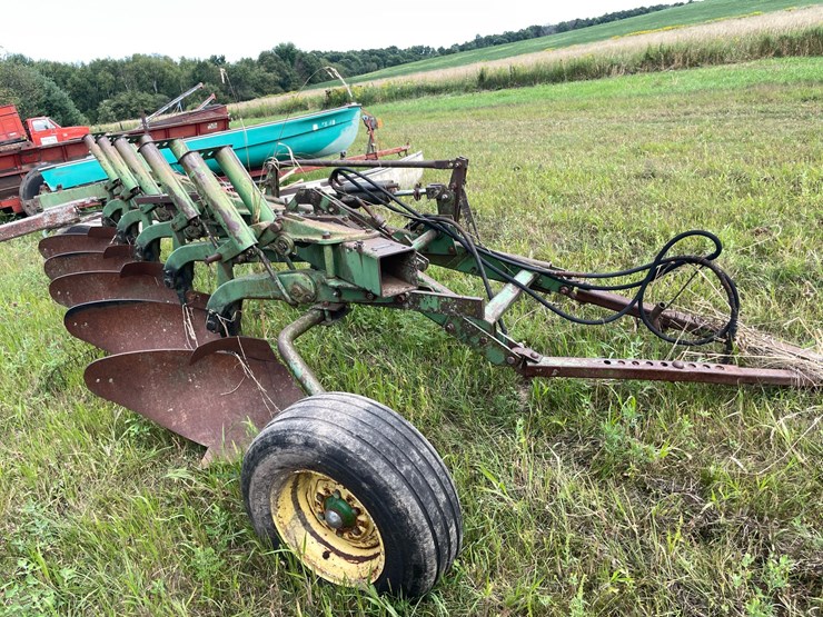 john-deere-3200-image-2