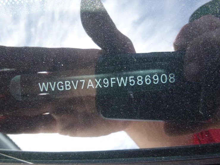 2015-volkswagen-tiguan-image-15