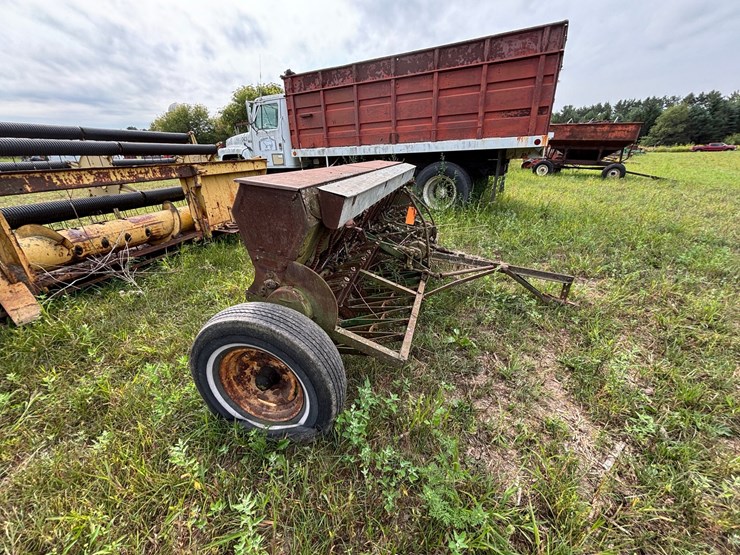 john-deere-8-image-3
