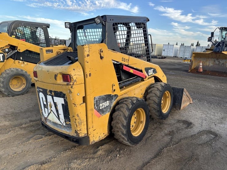 caterpillar-226b3-image-3