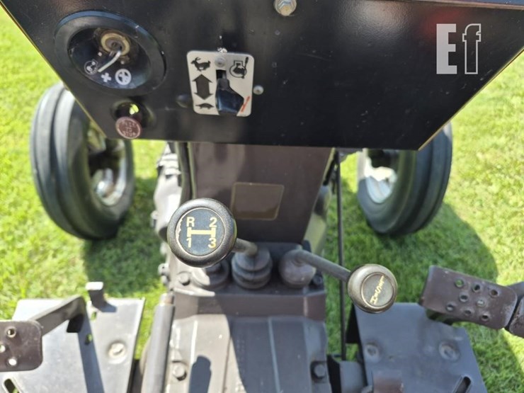 massey-ferguson-270-image-17