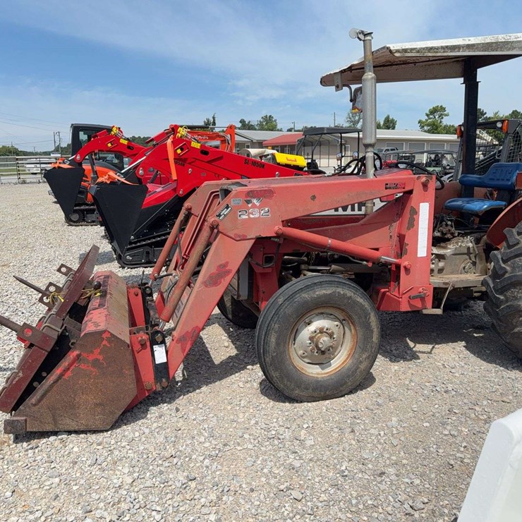 MASSEY-FERGUSON 245