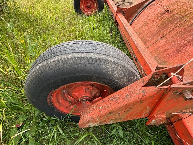 #2625-•-brady-144-(4)-row-stock-chopper-image-11